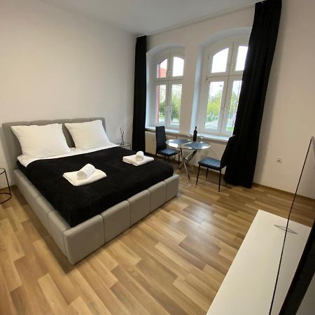 Stary Toruń Vip Rooms Apartment מראה חיצוני תמונה