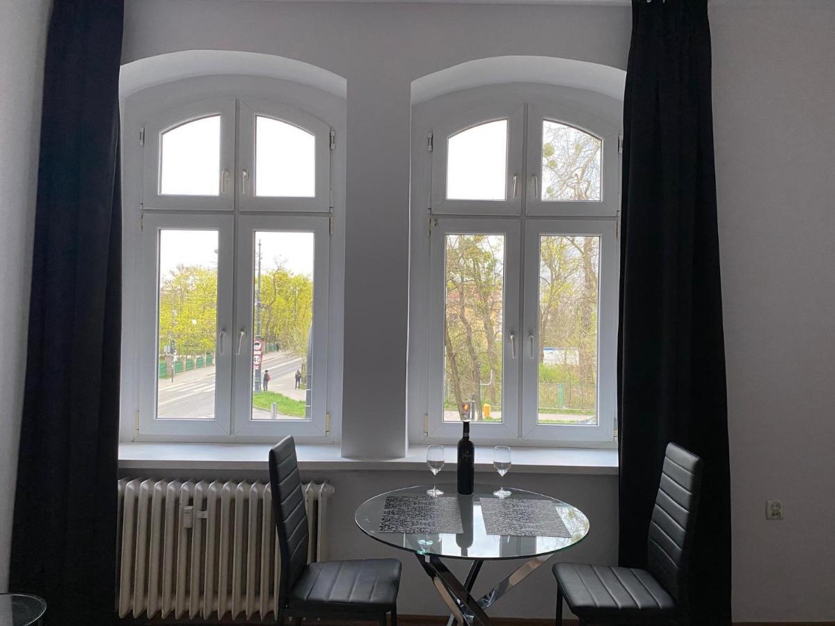 Stary Toruń Vip Rooms Apartment מראה חיצוני תמונה