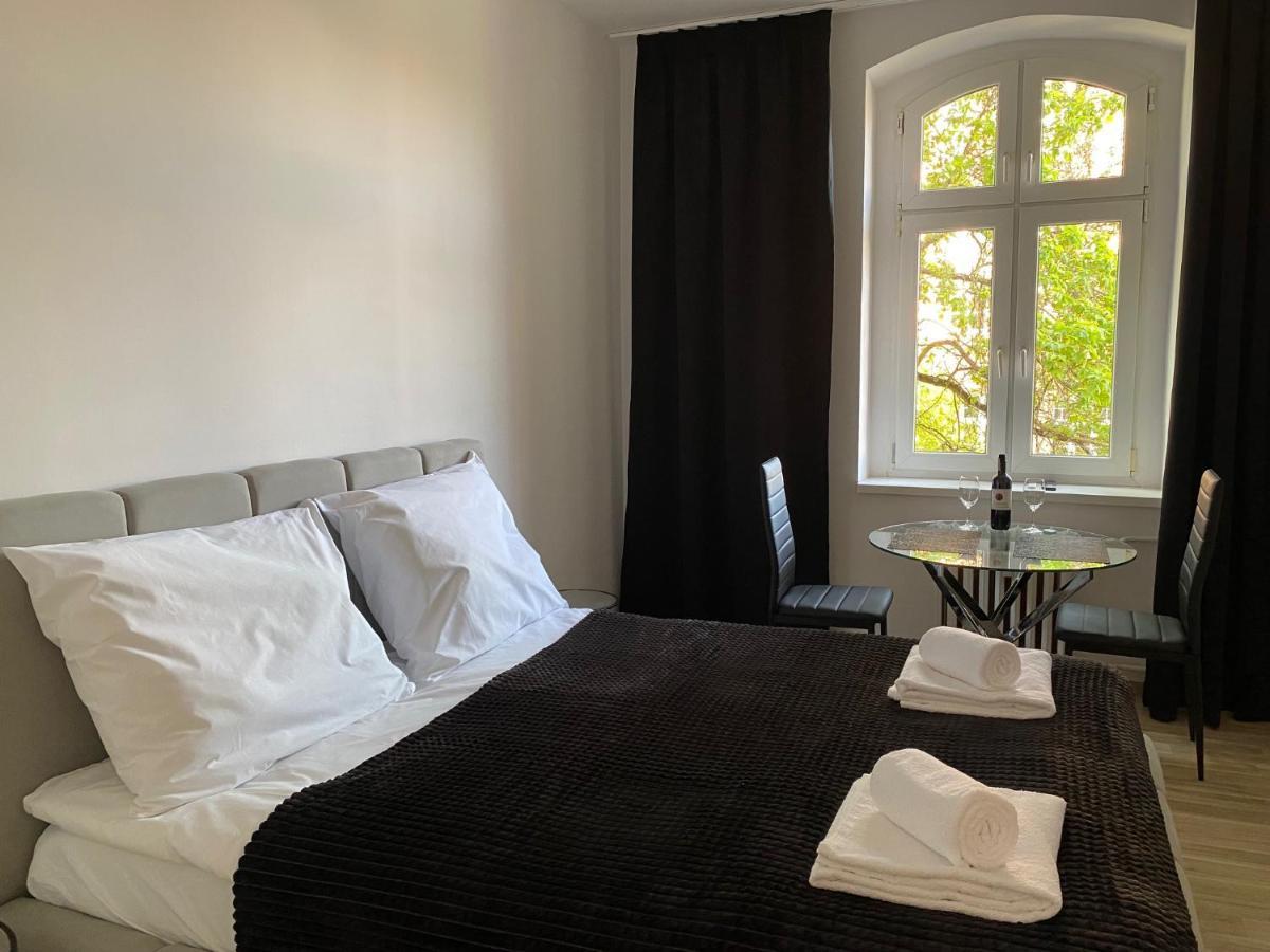 Stary Toruń Vip Rooms Apartment מראה חיצוני תמונה