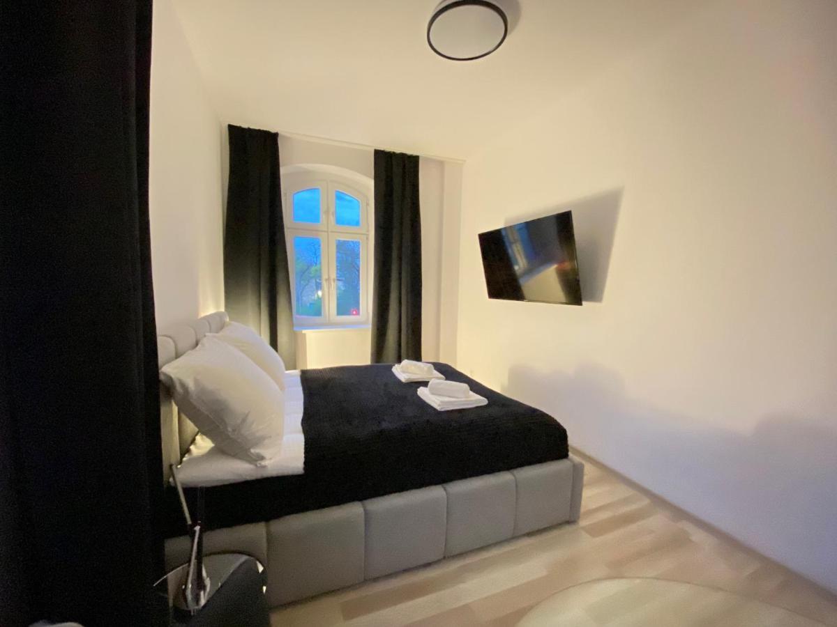 Stary Toruń Vip Rooms Apartment מראה חיצוני תמונה